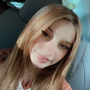 Meet your Posher, Addison